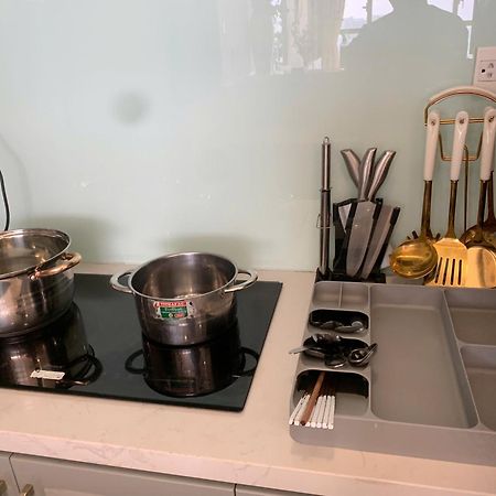 Aloha Saigon Apartment - Rivergate Residence Хошимин Экстерьер фото